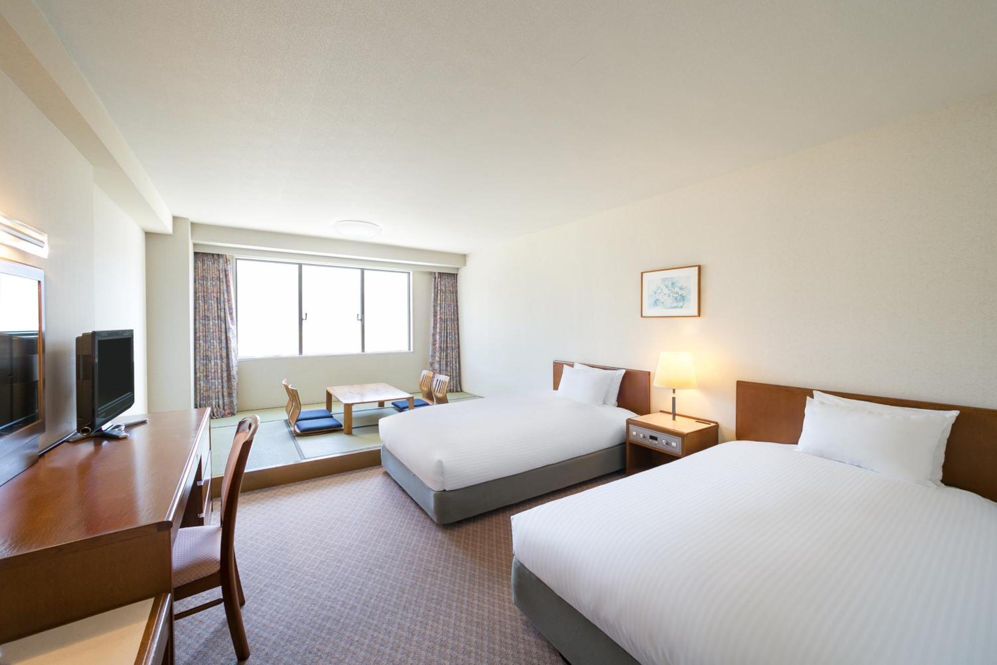 Grand Mercure Lake Biwa Resort & Spa Нагахама Экстерьер фото