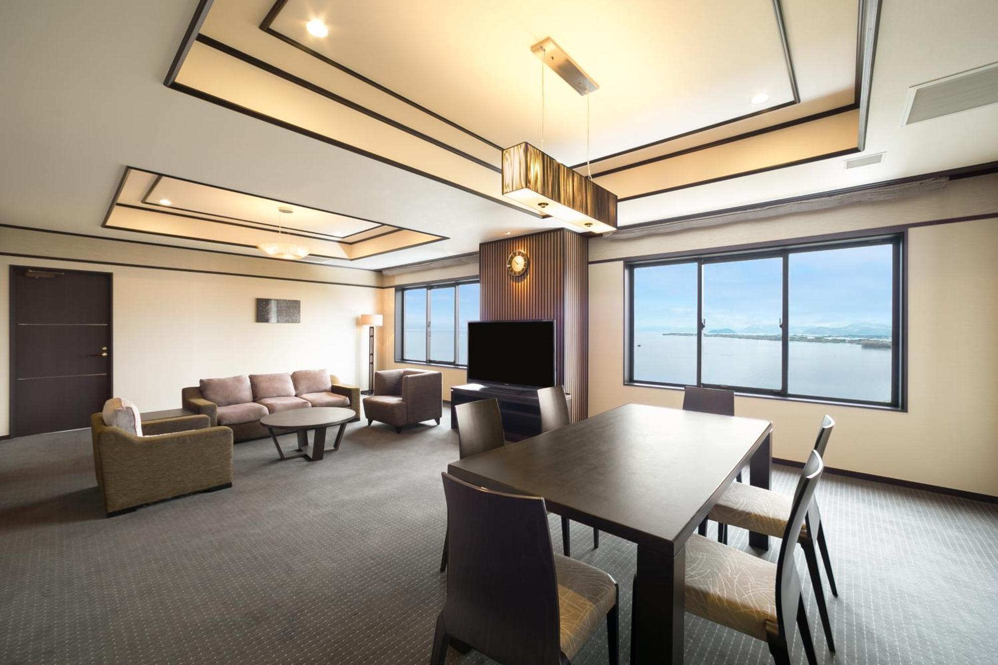 Grand Mercure Lake Biwa Resort & Spa Нагахама Экстерьер фото