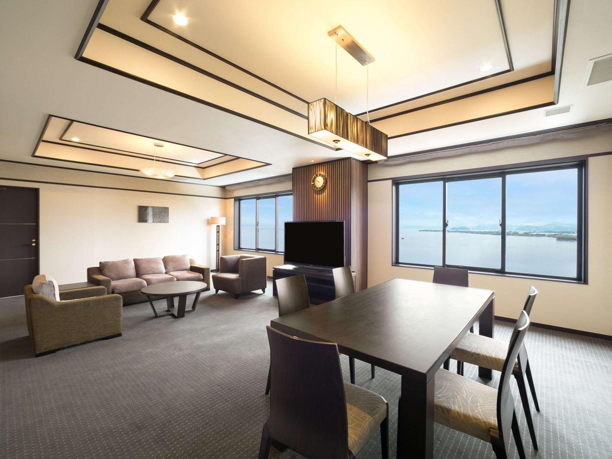 Grand Mercure Lake Biwa Resort & Spa Нагахама Экстерьер фото